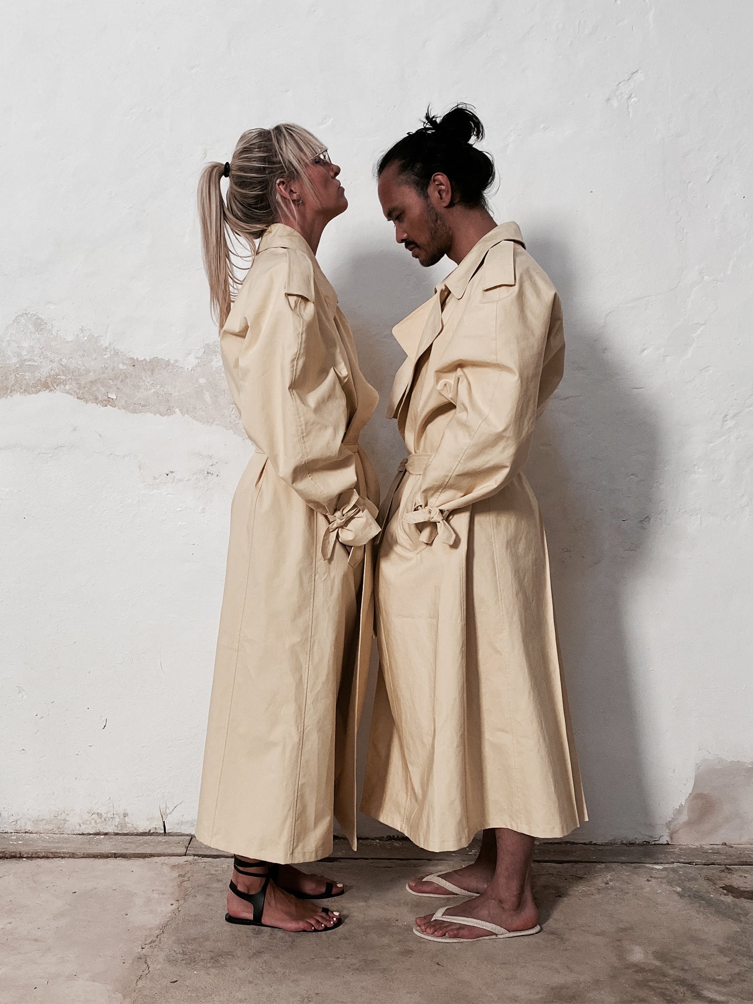 TRENCHCOAT NO. 001 | pale yellow