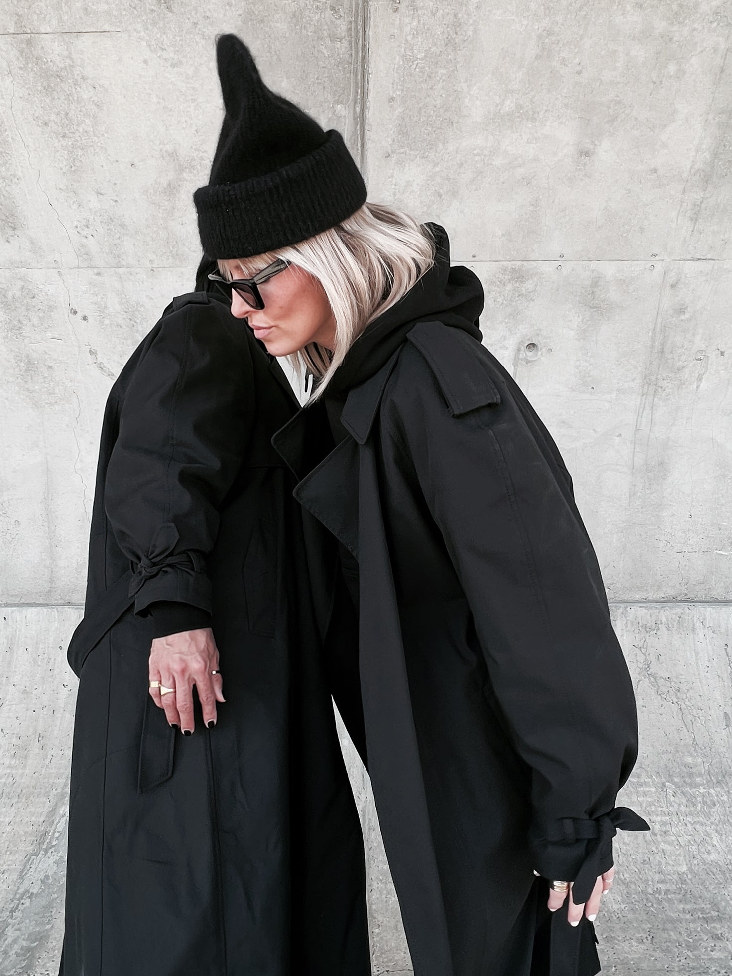 TRENCHCOAT NO. 001 | black